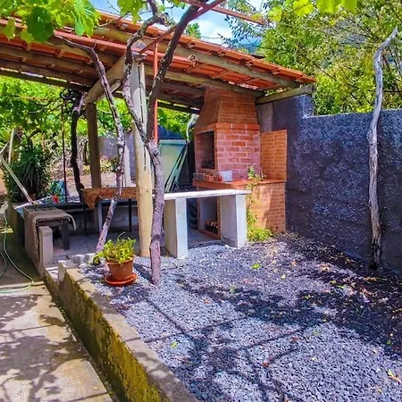 Typical Farm Apartmán Arco da Calheta (Madeira)