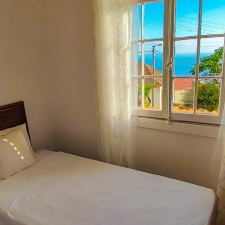 Apartamento Typical Farm Arco da Calheta (Madeira)